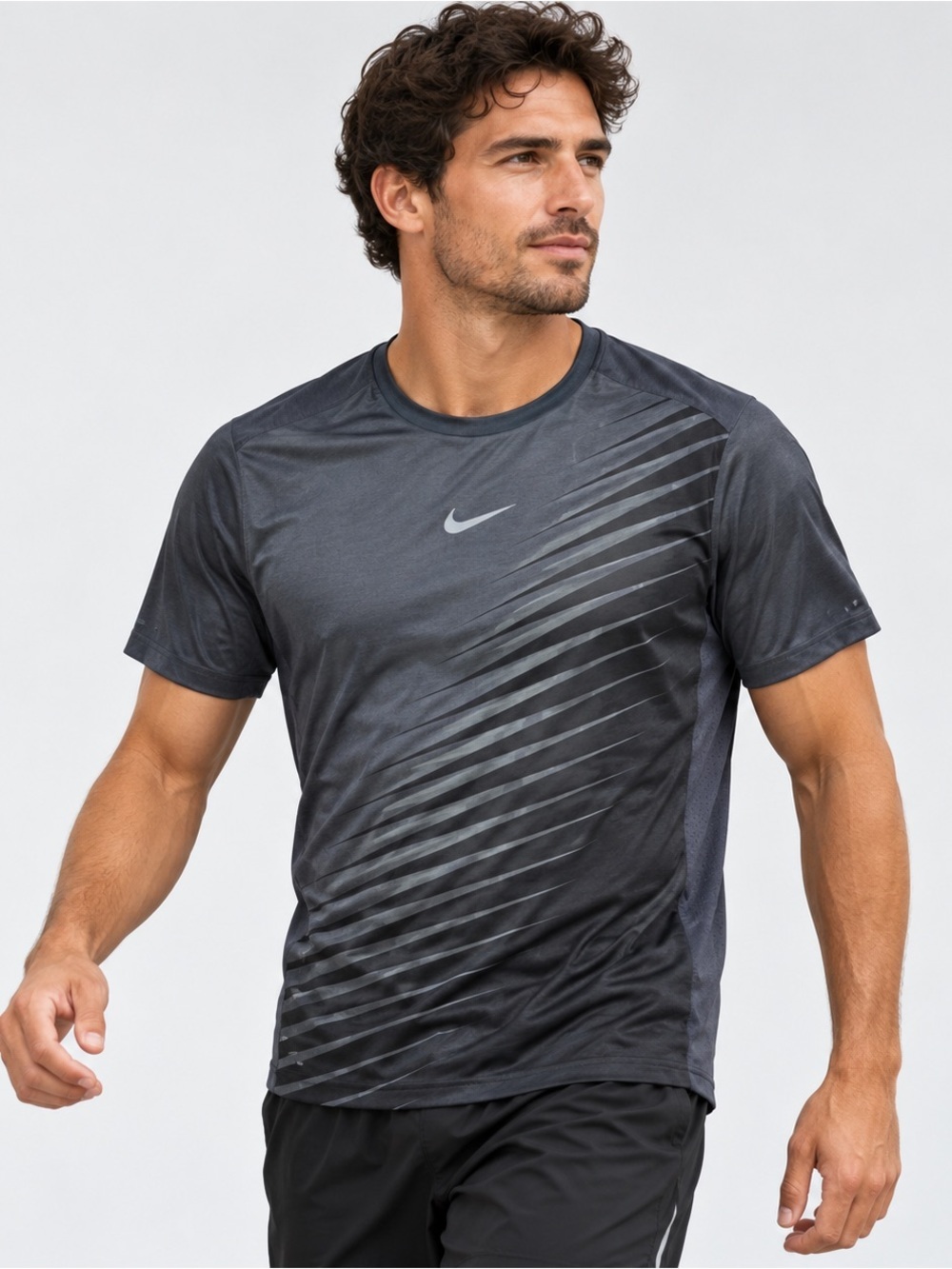 Nike Running Tshirt Mens Large Short Sleeve Lightweight Dri-fit Reflective Black